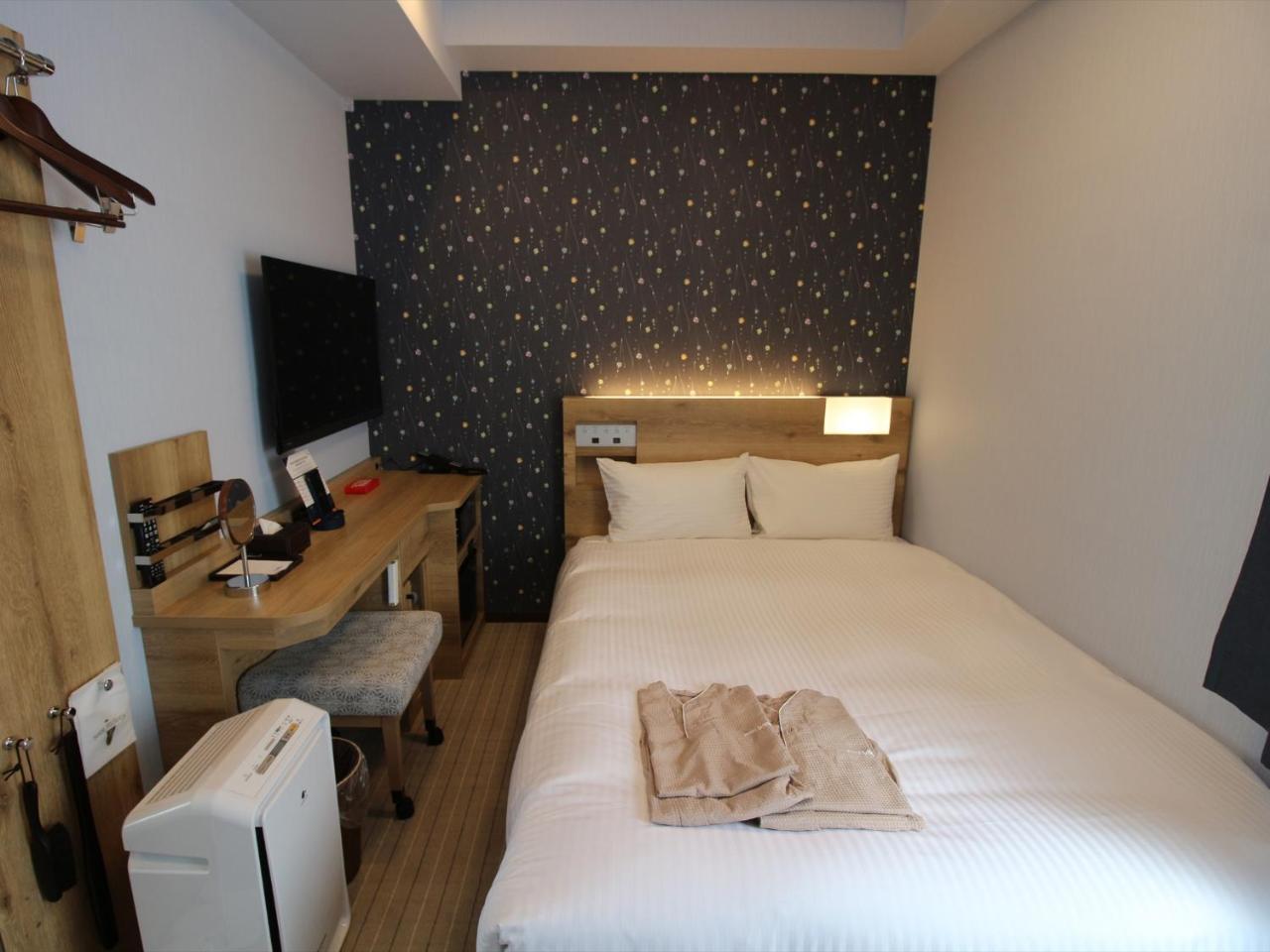 Hotel Wbf Namba Nippombashi Osaka Exterior photo